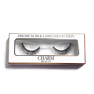 Charm beauty goddess silk lashes in packaging
