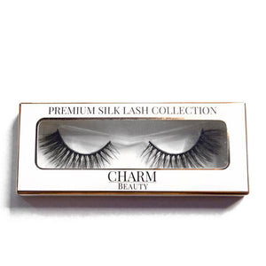Charm beauty rose silk lashes in packaging